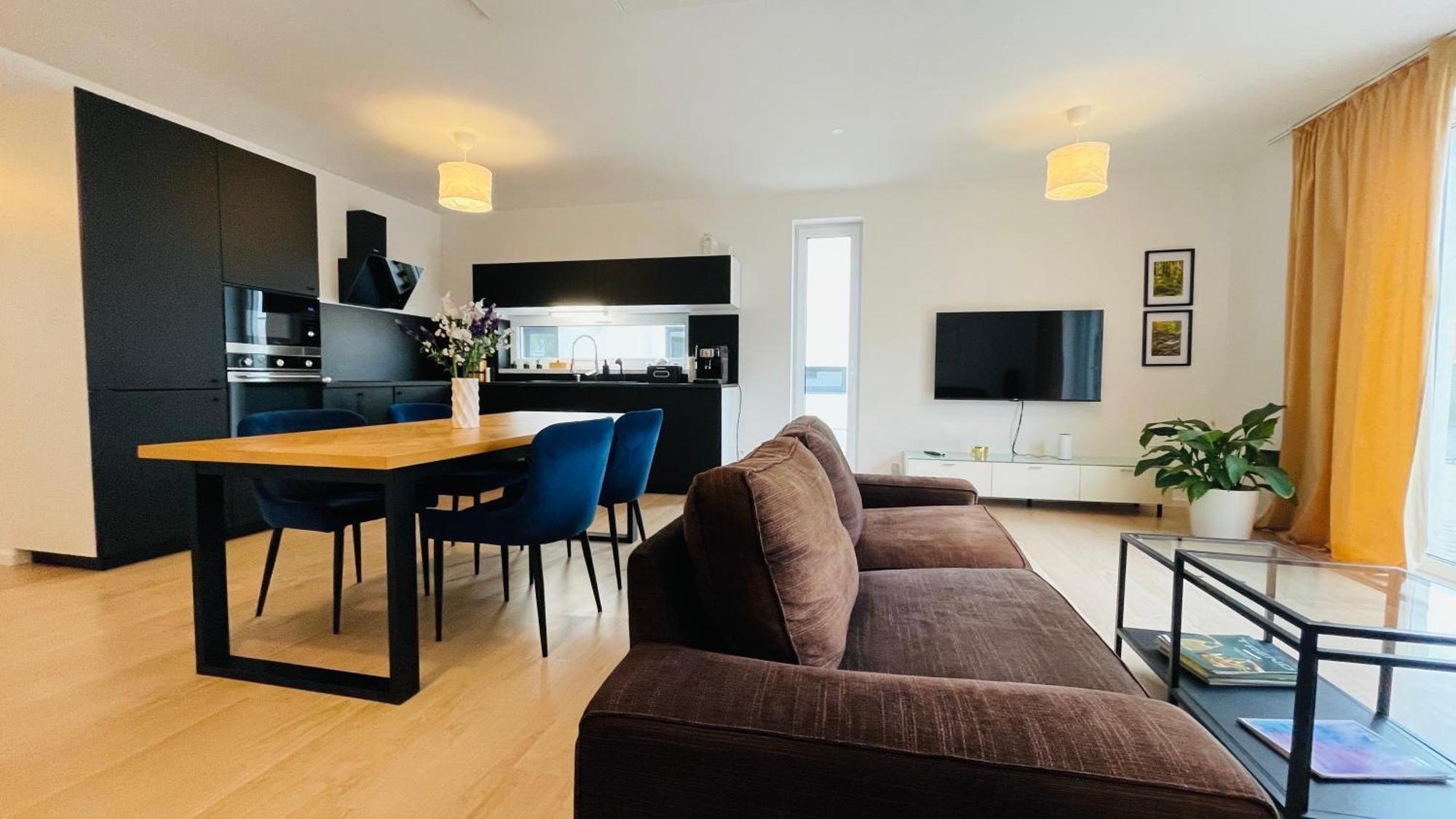 House Flow, 3 Room, Free 2 Parking Bratislava Exterior photo