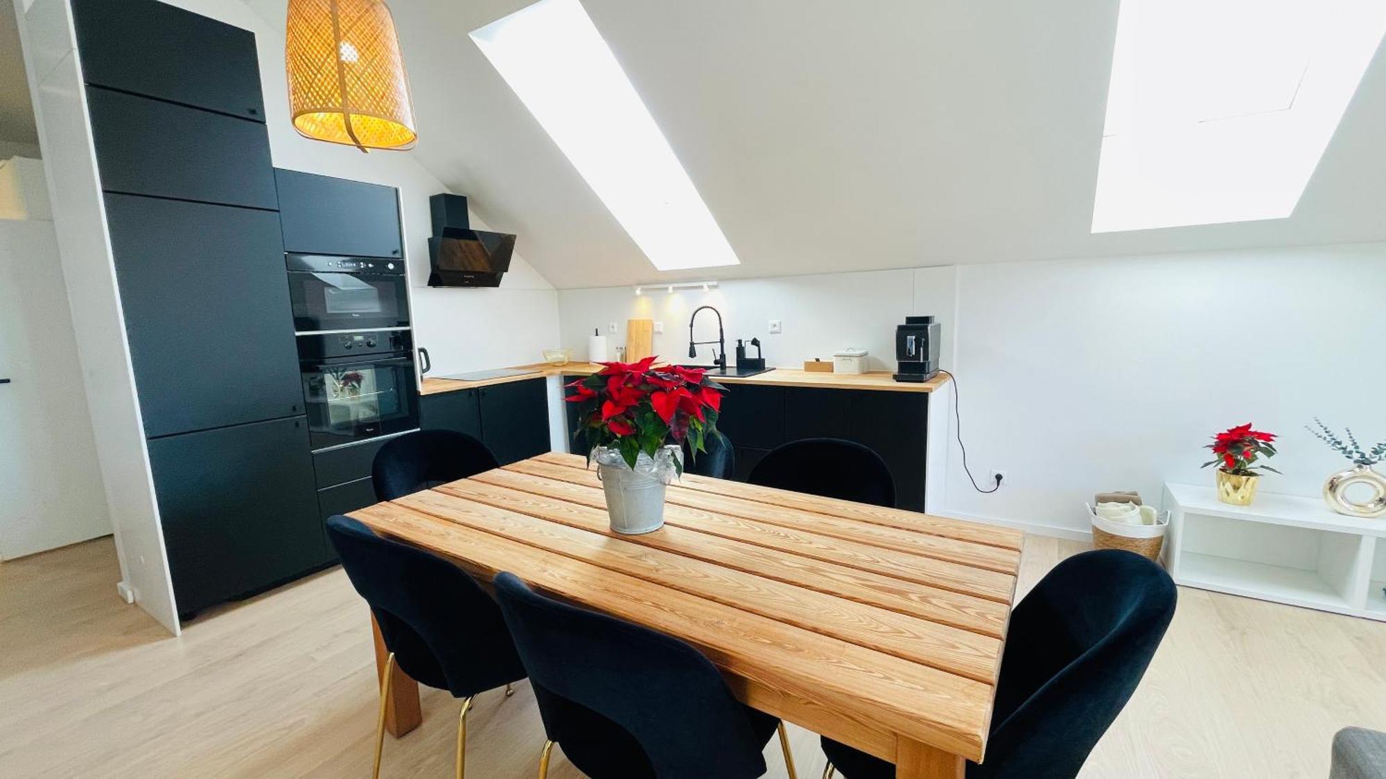 House Flow, 3 Room, Free 2 Parking Bratislava Exterior photo